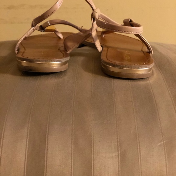 Madden Girl Nude Size 8 Sandals - Picture 8 of 9